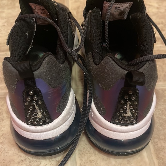 Nike’s - Picture 3 of 5